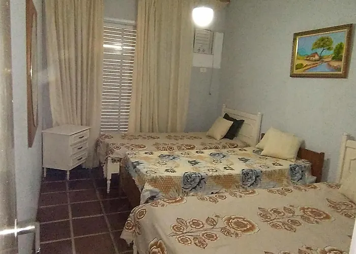 Apto - Enseada - Guarujá - Do lado da praia - Excelente - 9 pessoas